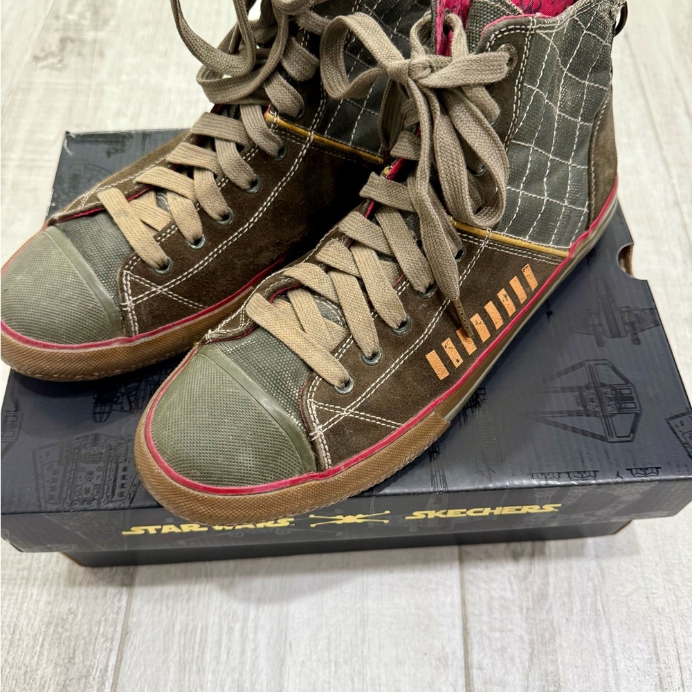 Skechers Lmtd Ed Star Wars Sneakers-Green and Beige with Red and Gold Accents.